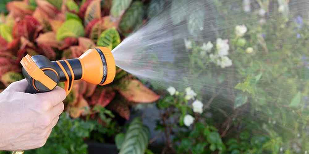 how to water lawn without sprinkler system