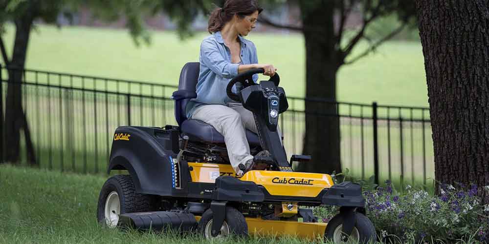 how much does a zero turn mower weigh
